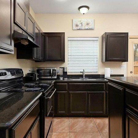 Hummingbird Haven 3 With Patio Apartment Pharr Exterior photo