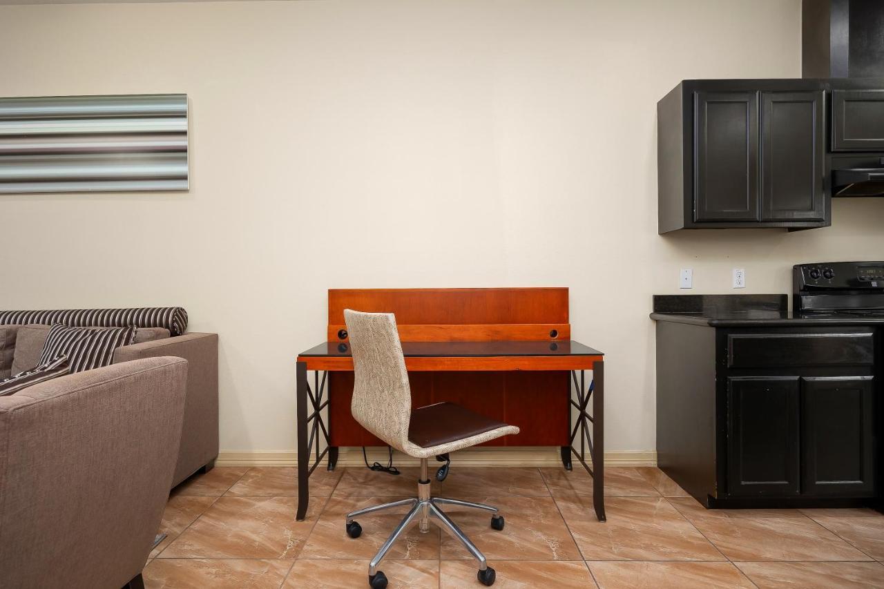 Hummingbird Haven 3 With Patio Apartment Pharr Exterior photo